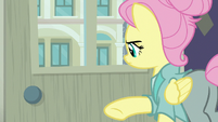 Fluttershy slams the door on her friends S8E4