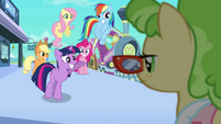 Peachbottom's welcoming committee S03E12