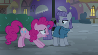 Pinkie Pie "hung out in a really long time" S8E3