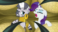 Rarity screams in terror next to Zecora S8E11