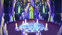 Twilight Sparkle pacing in the throne room S9E1