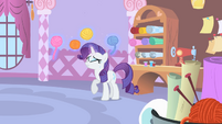 Extremely nervous Rarity S1E17