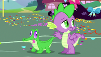 Spike doesn't know what to do S8E18