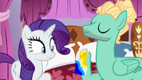 Zephyr presents piece of dyed fabric to Rarity S6E11