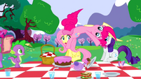 Pinkie Pie flipping out S2E25
