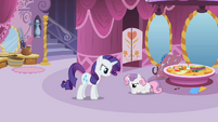 Rarity angry at Sweetie Belle S2E05