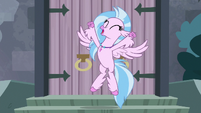 Silverstream -this place has everything!- S8E2