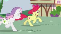 Apple Bloom -I hope you brought the tickets- S9E22