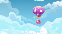 Twilight and her friends, in a hot air balloon.