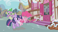 Pinkie Pie crashes into Twilight S1E03