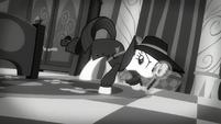 Rarity searching for clues on the floor S5E15