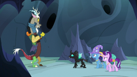 Thorax --we gotta find the throne-- S6E26