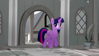 Twilight Sparkle entering Hotel Hope MLPRR