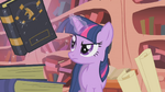 Twilight levitating books S1E07