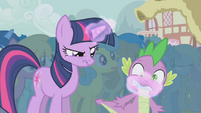 Twilight magically zips Spike's mouth shut S1E06