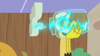 Discord catching flying napkins in a jar S7E12