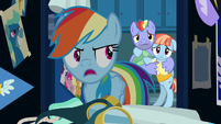 Rainbow Dash tells her parents to leave S7E7