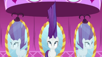 Rarity's mane goes stiff and sticks up MLPS1