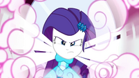 Rarity vigorously applies makeup to Applejack SS1