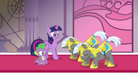 Unicorn guards bowing to Twilight.