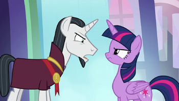 S08E01 Kanclerz Neighsay kontra Twilight Sparkle