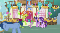 Thorax thanks Spike for the invitation S7E15