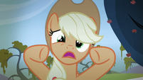 Applejack 'Those vampire bats will give you a fright' S4E07