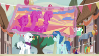 Double Diamond and Party Favor hang festival banner S6E25