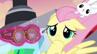 Fluttershy given a goggles S2E22
