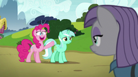 Pinkie presenting a "Lyra-shaped rock" S7E4