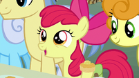 Apple Bloom introduces herself to Grand Pear S7E13