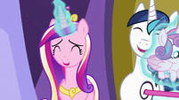 Cadance and Shining Armor laughing amused S7E3