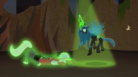 Chrysalis forces Tirek and Cozy to bow S9E8