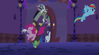 Discord and the ponies splitting up S9E17