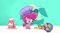 Pinkie watches Applejack choke on cake PLS1E3a.png (475 KB)