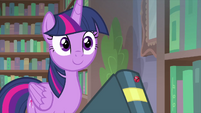 Twilight Sparkle smiling at Silverstream MLPS4