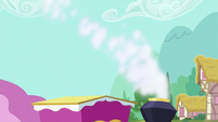 Friendship Express chimney billowing smoke S7E2