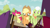 Applejack so sorry S3E8