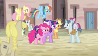 Mane six being welcomed by Party Favor S5E1