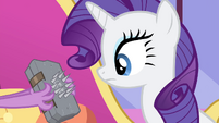 Rarity being presented the book S4E23