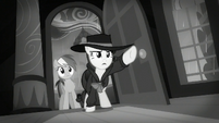 Rarity claims she found the culprit S5E15