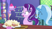 Starlight's pastry bag turns into teacup poodle S7E2