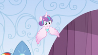 Flurry Heart calming down S6E1