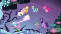 Looks like Pinkie's item had transformed first.