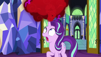 Starlight sees red cloud over her head S7E2