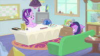 Starlight surprised at Twilight's phobia MLPS4