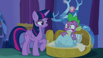 Twilight coy and Spike embarrassed S8E11