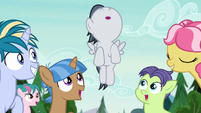 Rumble flying over the camper foals S7E21