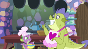 Sludge giving a halfhearted thumbs-up S8E24