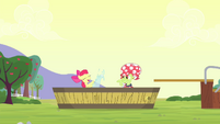 Apple Bloom and Granny Smith playing in the water S4E20